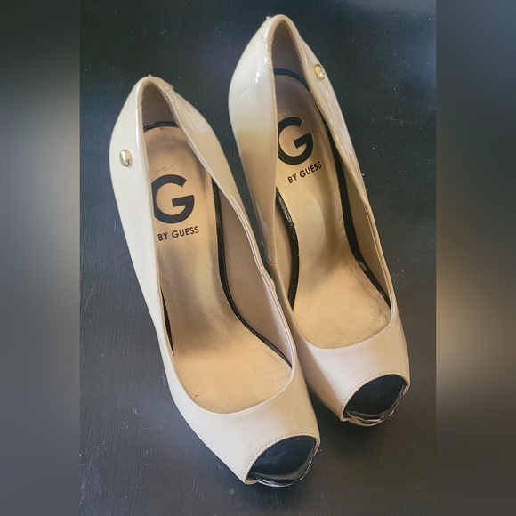 Guess Pumps Tan & Black with Leopard - Picture 1 of 5